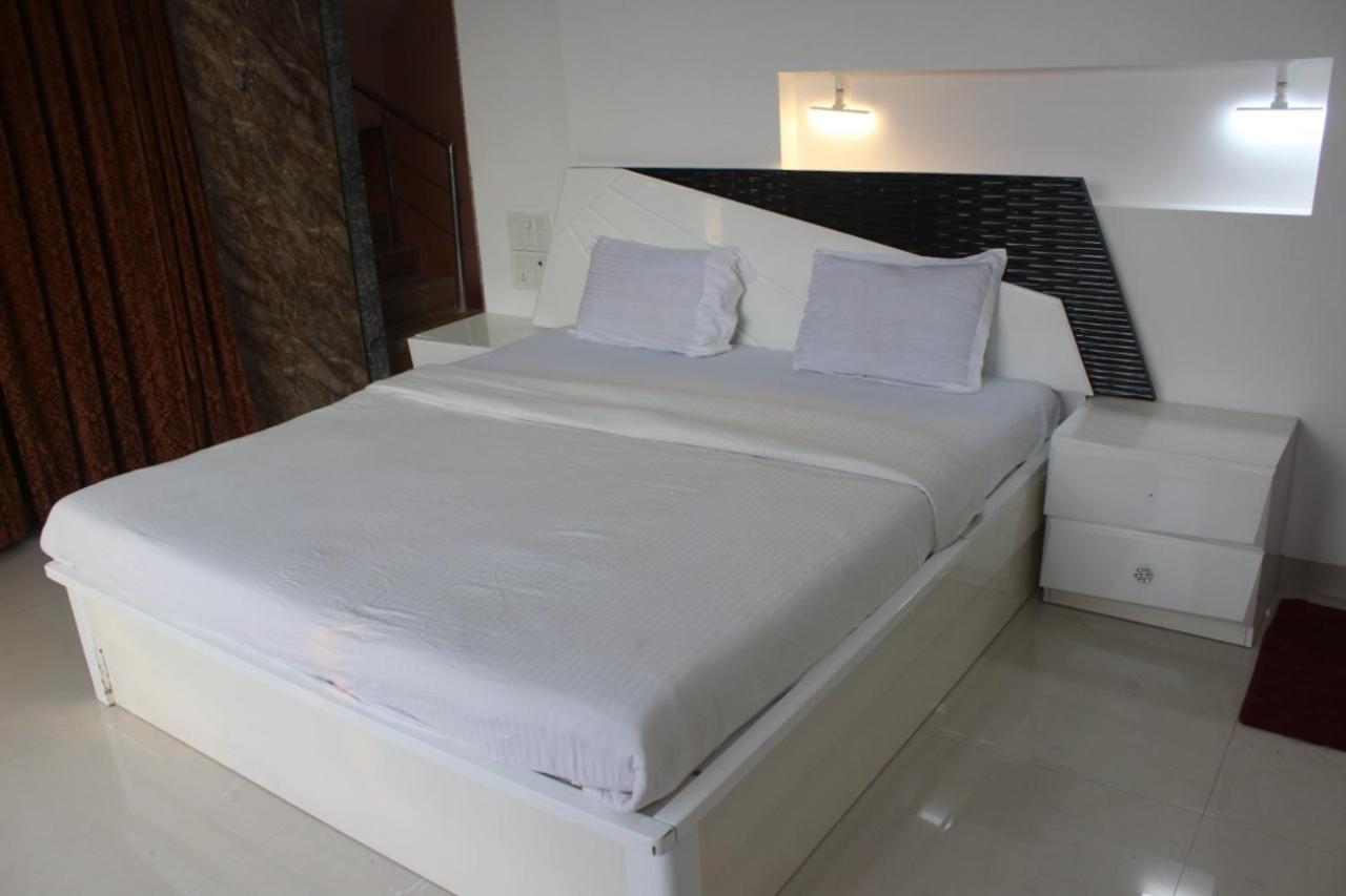 Villa 99 4Bhk Lonavala Exterior photo